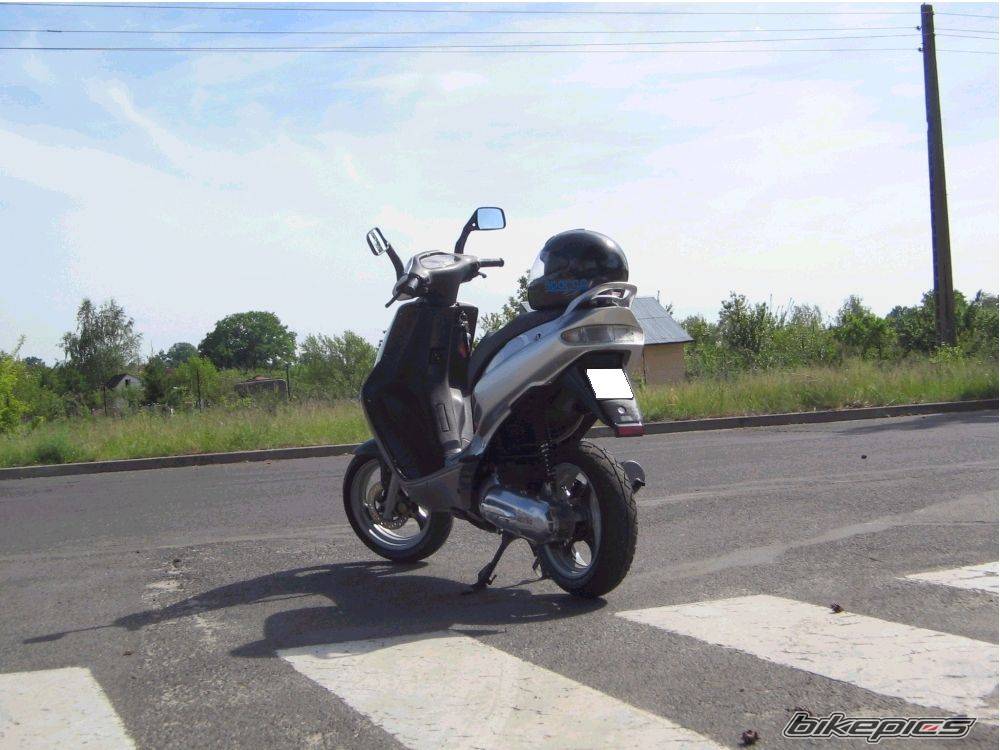 1994 APRILIA SR 50 | Picture 595100 motorcycle photo