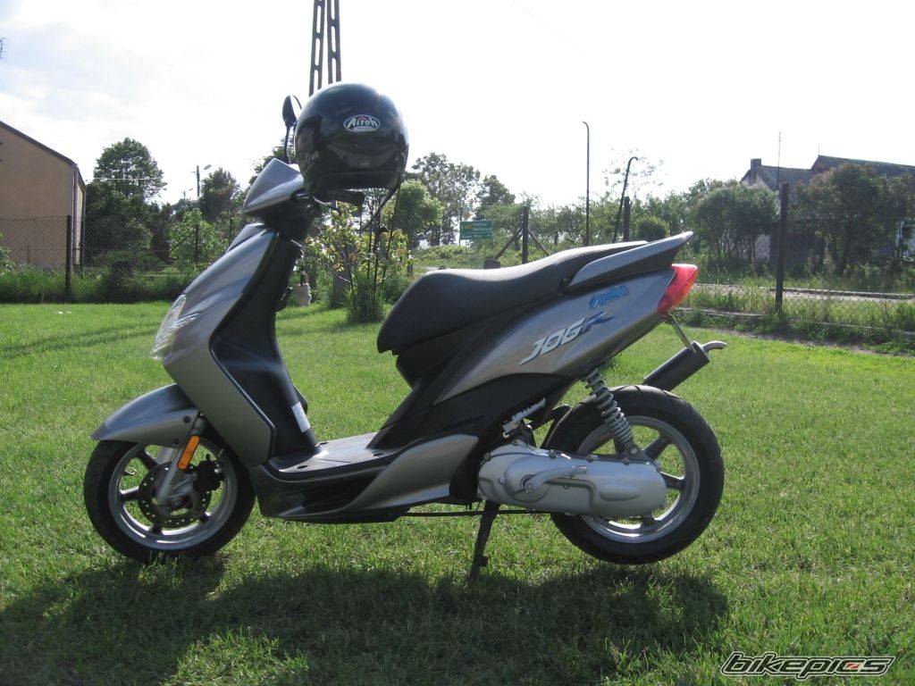 2003 YAMAHA JOG R CS 50 | Picture 596056 motorcycle photo