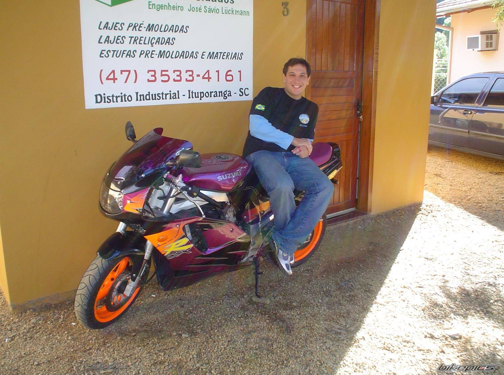 1996 SUZUKI GSX R 750 | Picture 597151 motorcycle photo