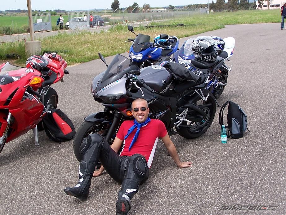 2004 YAMAHA YZF R6 | Picture 599698 motorcycle photo