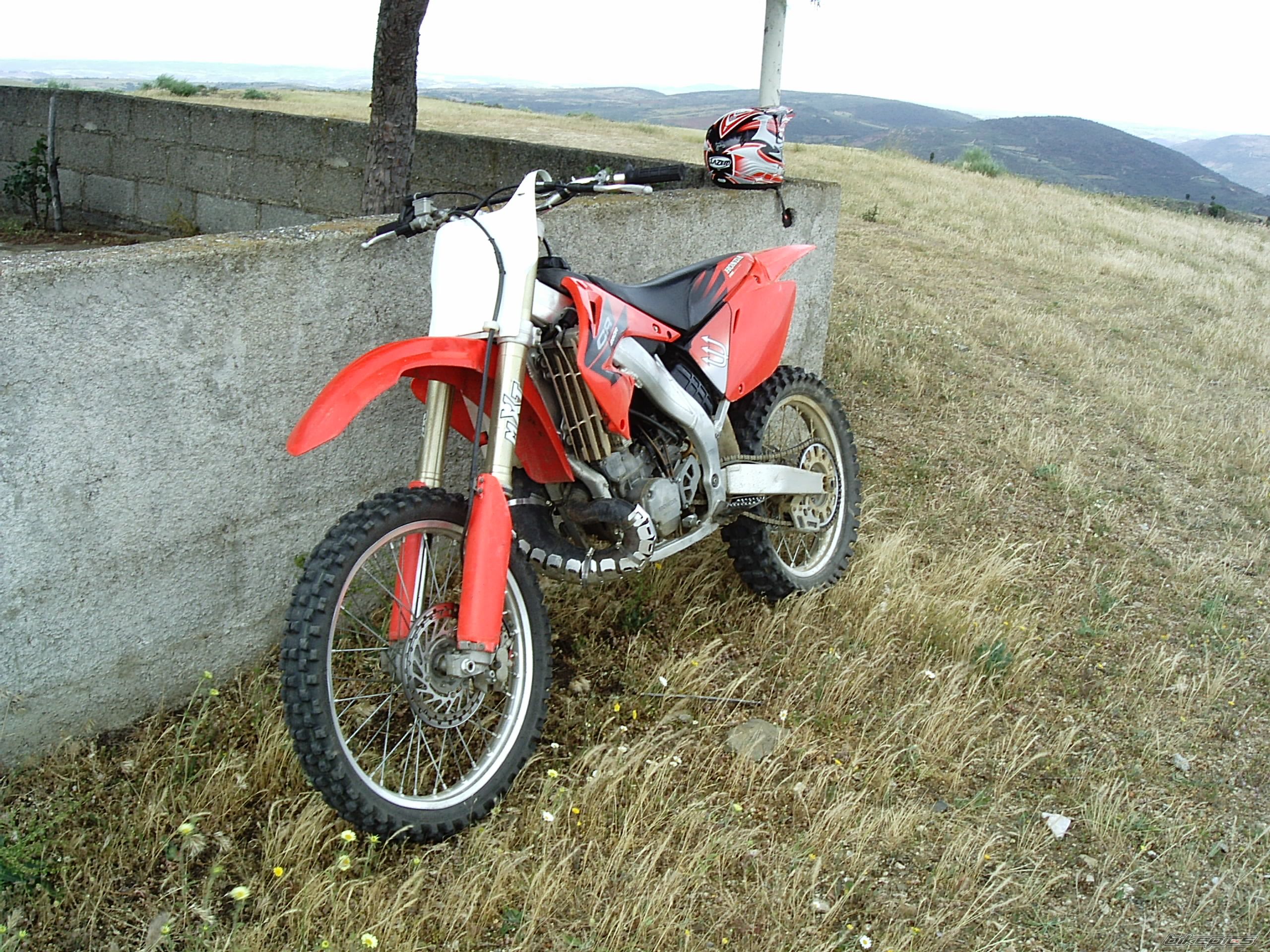 2002 HONDA CR 250 | Picture 599942 motorcycle photo