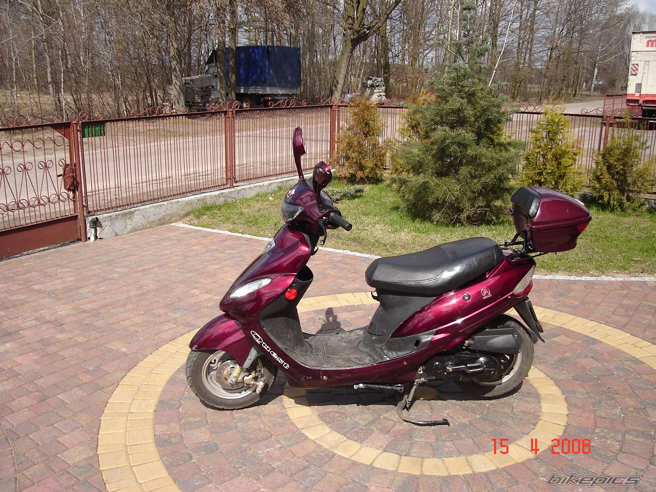 2004 YLSMCO FD50QT | Picture 600124 motorcycle photo