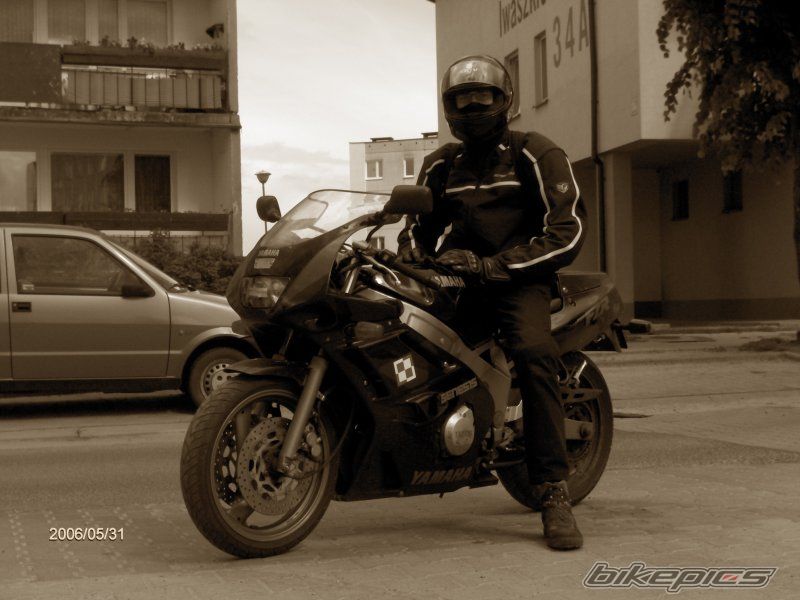 1993 YAMAHA FZR 600 | Picture 602802 motorcycle photo