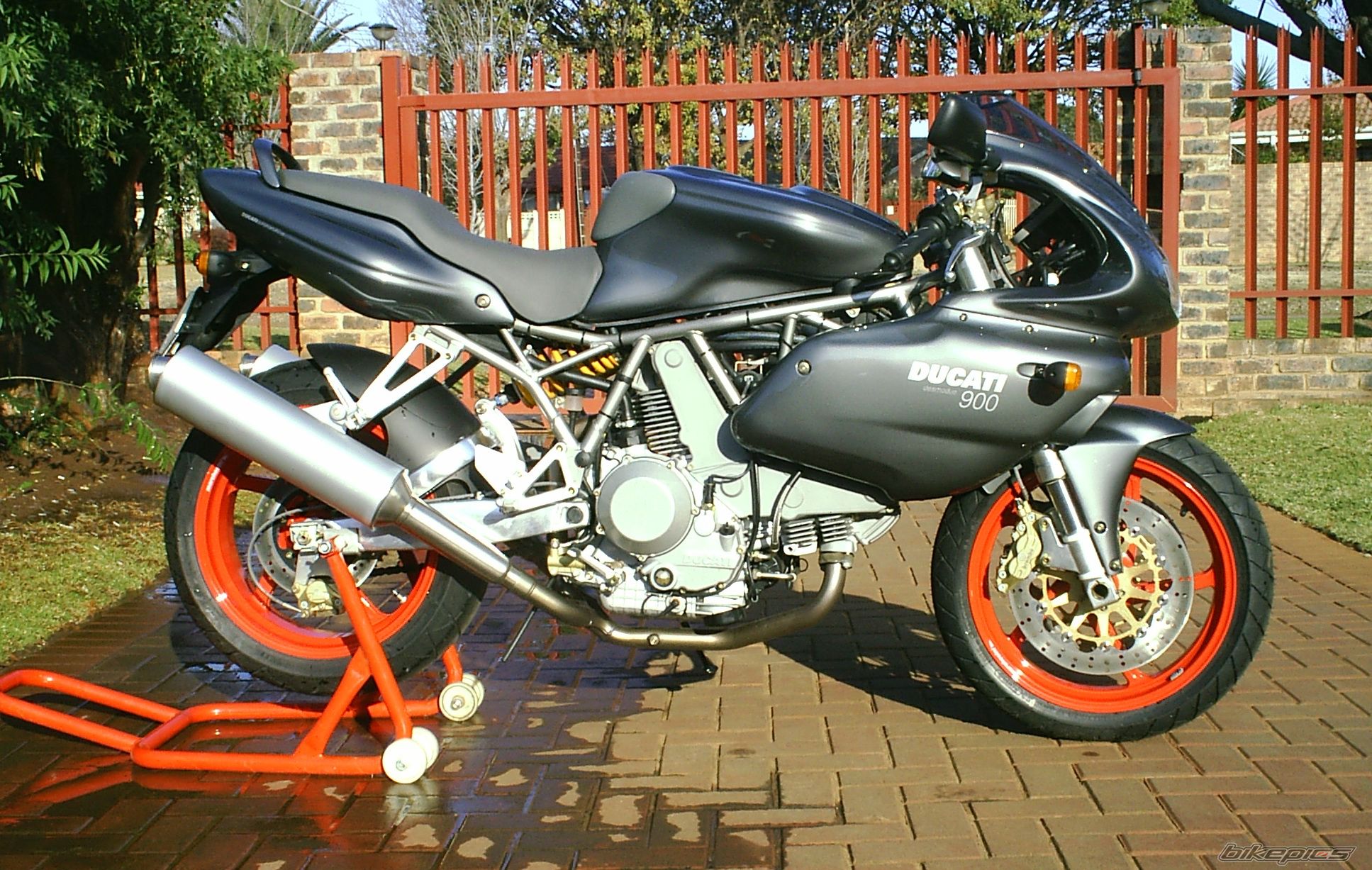 2002 DUCATI 900 SS | Picture 604197 motorcycle photo