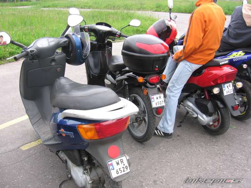 2000 APRILIA SCARABEO 50 | Picture 604201 motorcycle photo