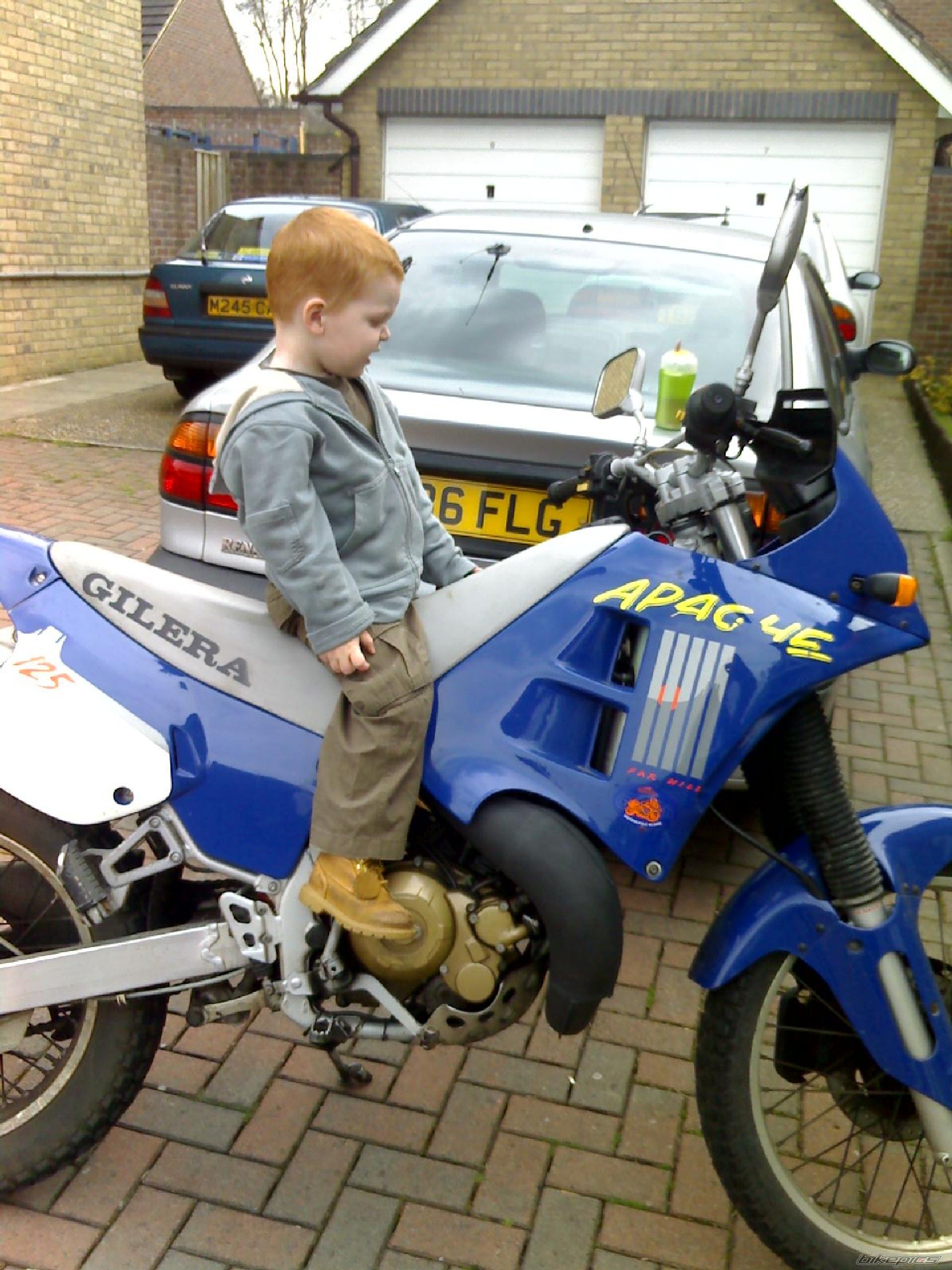 2002 GILERA APACHE 125 | Picture 604928 motorcycle photo