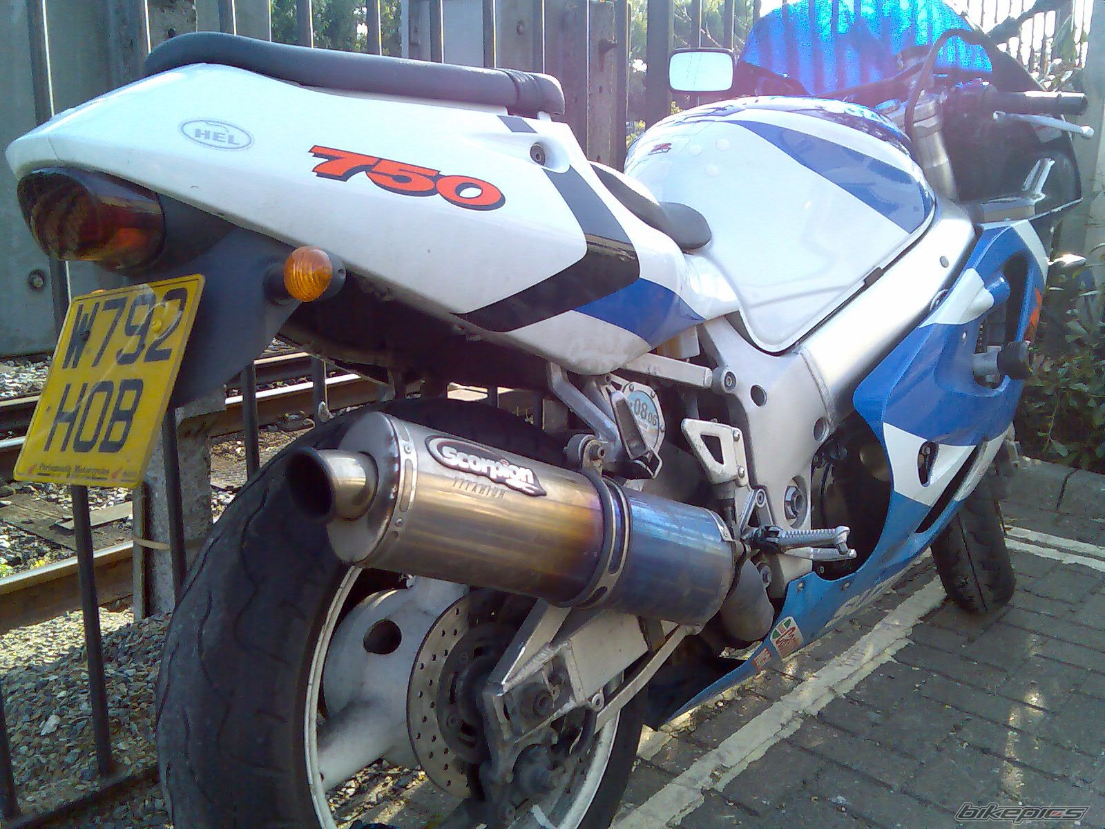 2000 SUZUKI GSX R 750 | Picture 605118 motorcycle photo