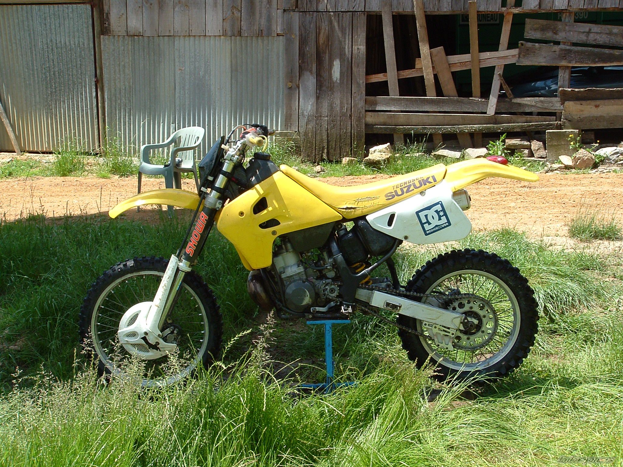 1995 SUZUKI RMX 250 | Picture 606133 motorcycle photo