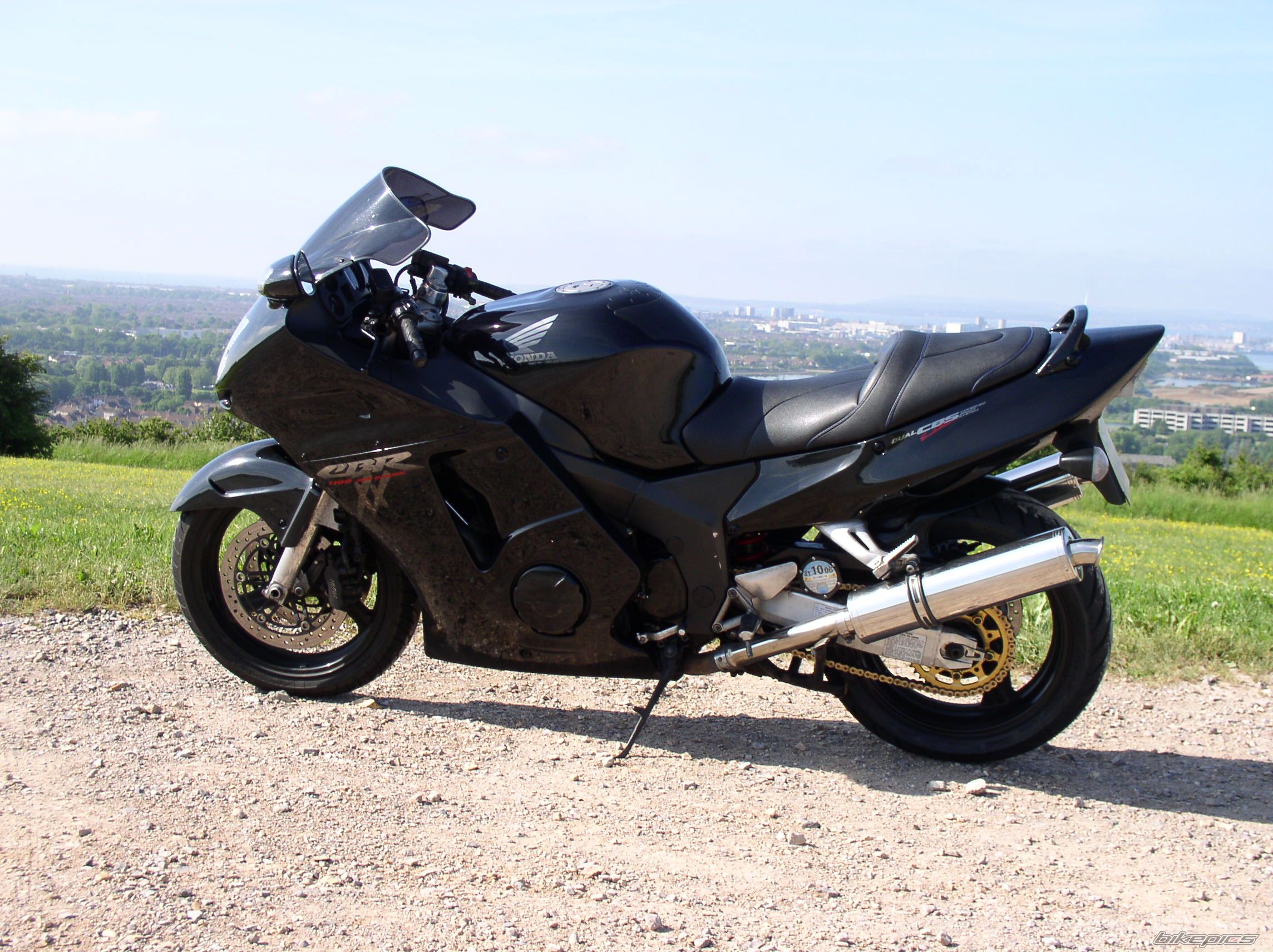 1998 HONDA CBR 1100 BLACKBIRD | Picture 606134 motorcycle photo
