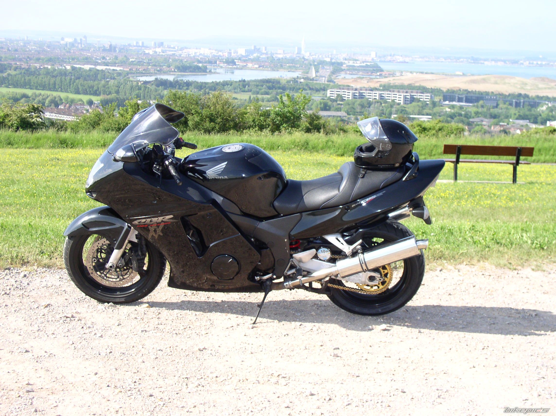 1998 HONDA CBR 1100 BLACKBIRD | Picture 606145 motorcycle photo