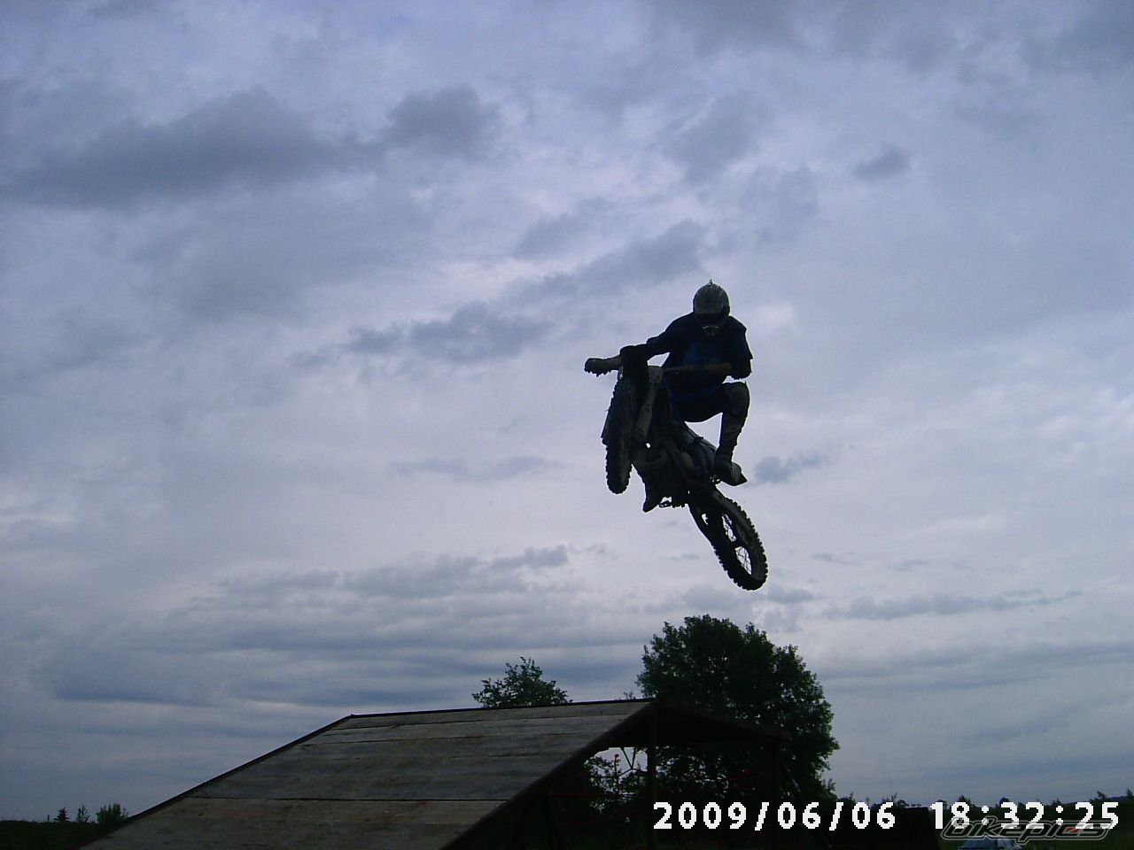 1999 YAMAHA YZ 125 | Picture 606654 motorcycle photo