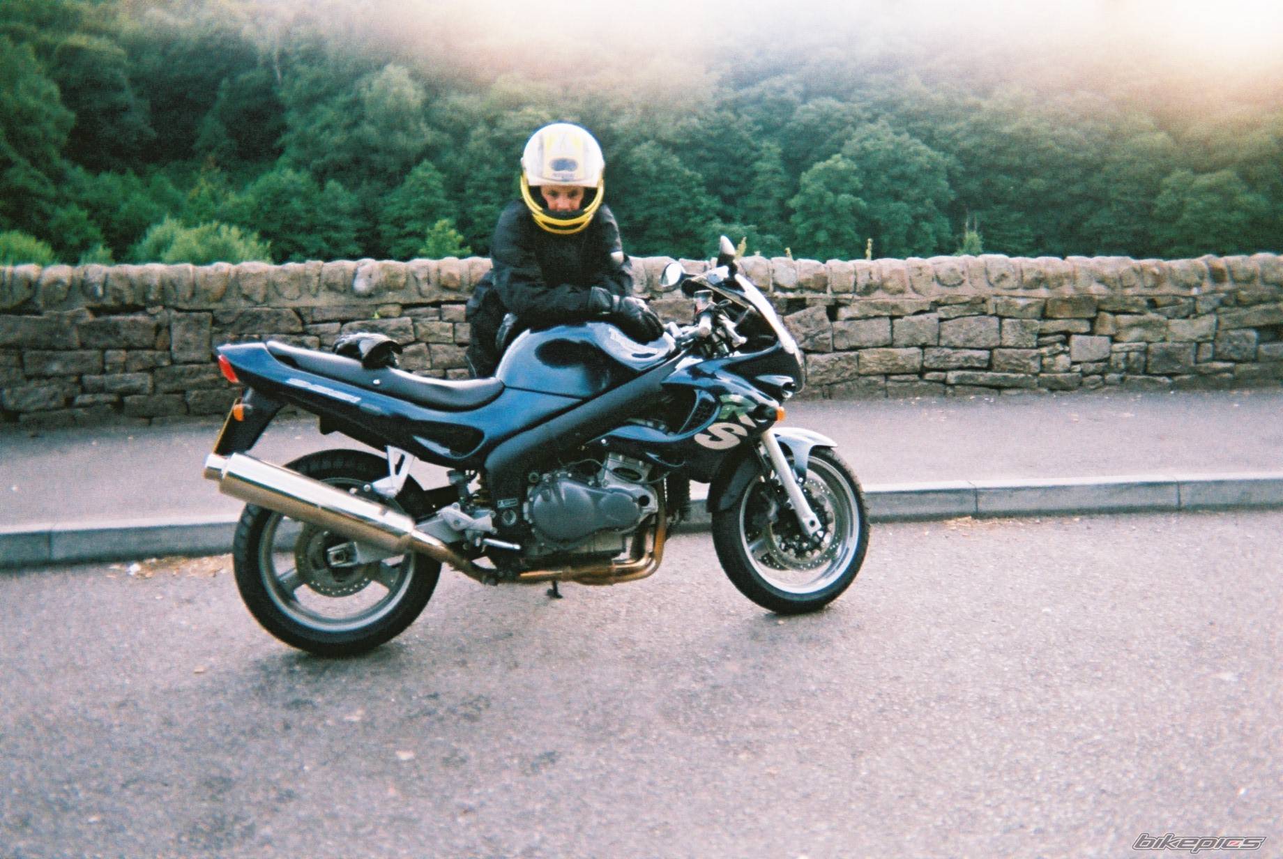 2000 TRIUMPH SPRINT RS | Picture 60706 motorcycle photo