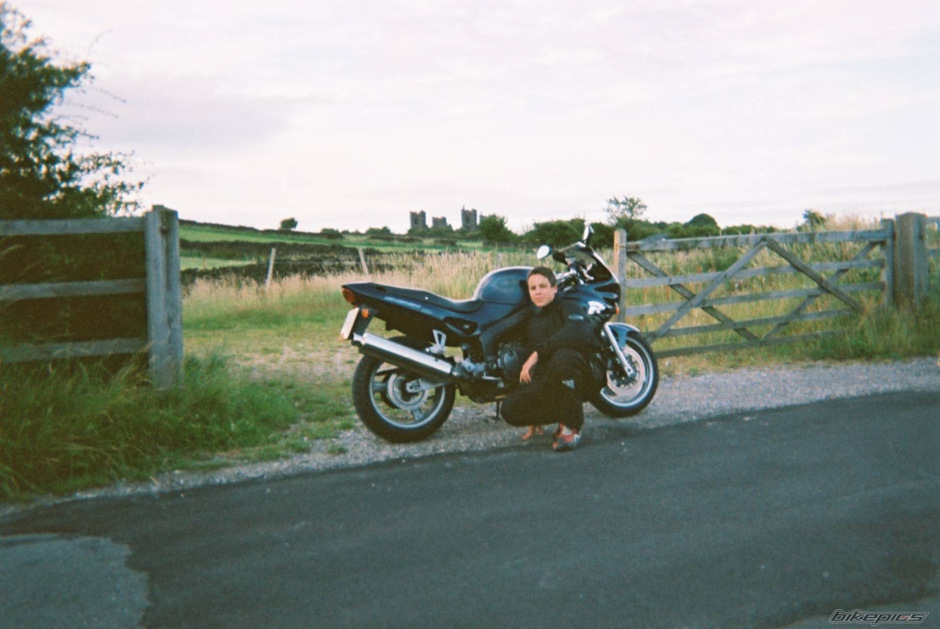 2000 TRIUMPH SPRINT RS | Picture 60707 motorcycle photo