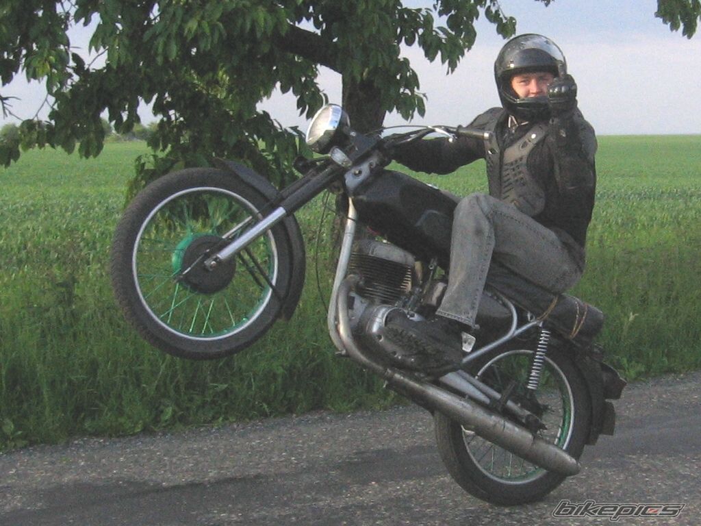 2005 CZ 175 | Picture 608007 motorcycle photo