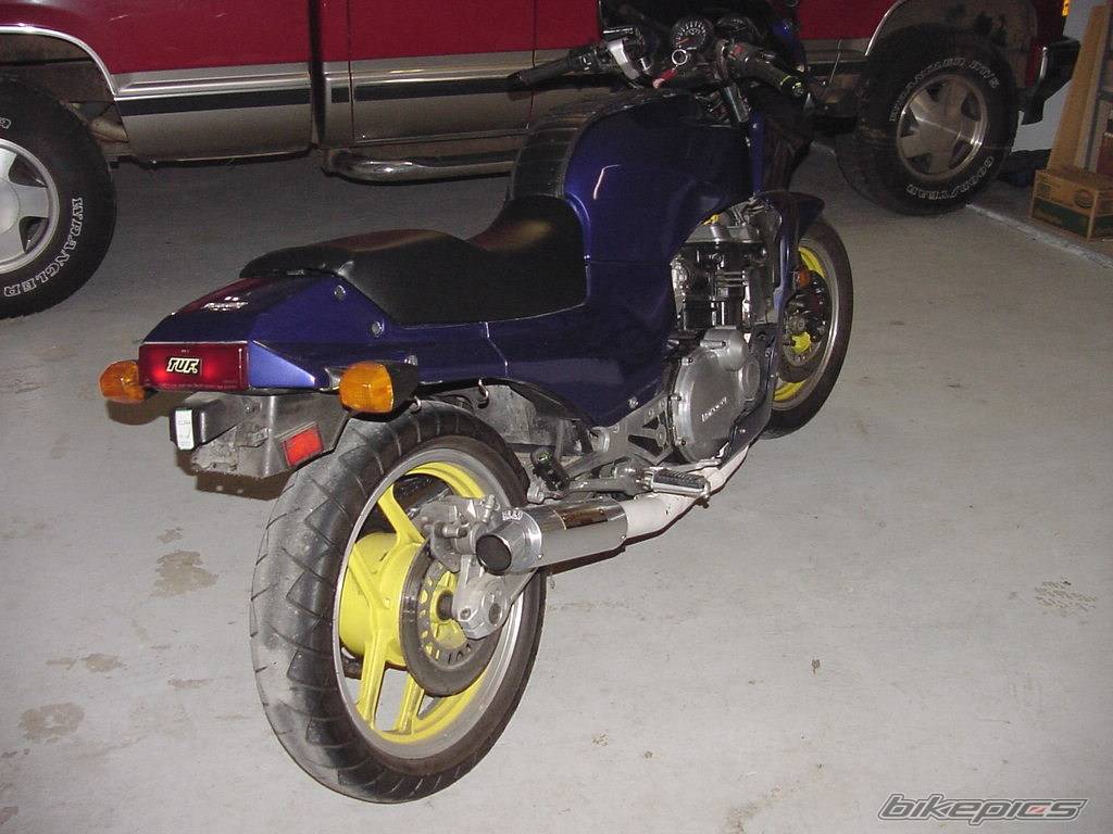 1985 KAWASAKI GPZ 900 | Picture 60808 motorcycle photo