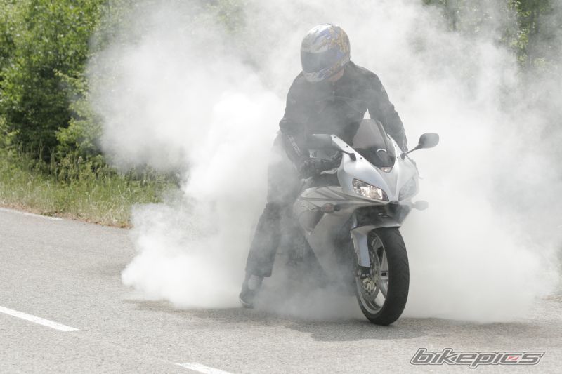 2006 YAMAHA YZF R1 | Picture 610069 motorcycle photo