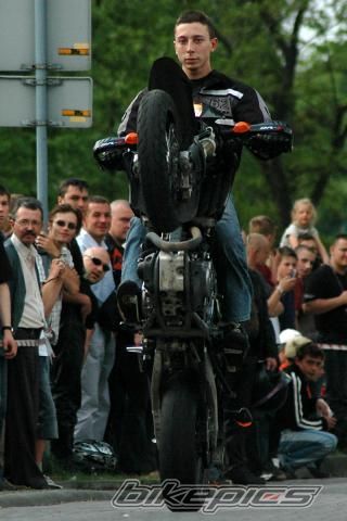    | Picture 610910 motorcycle photo