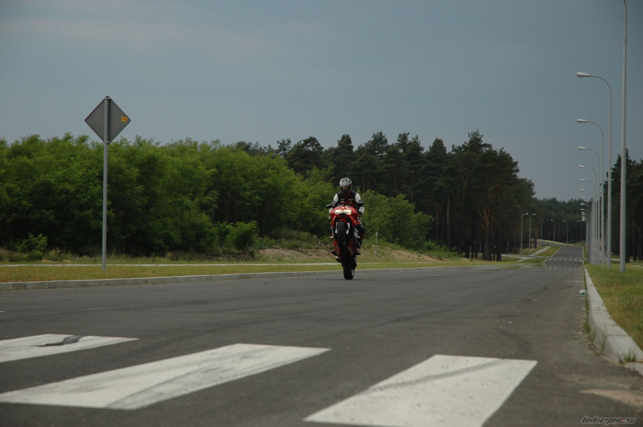 1998 HONDA CBR 900 | Picture 611199 motorcycle photo