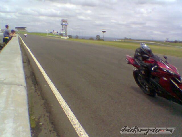 2009 YAMAHA YZF R1 | Picture 611376 motorcycle photo