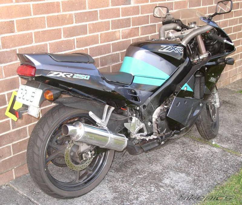1992 KAWASAKI ZXR 250 | Picture 612 motorcycle photo