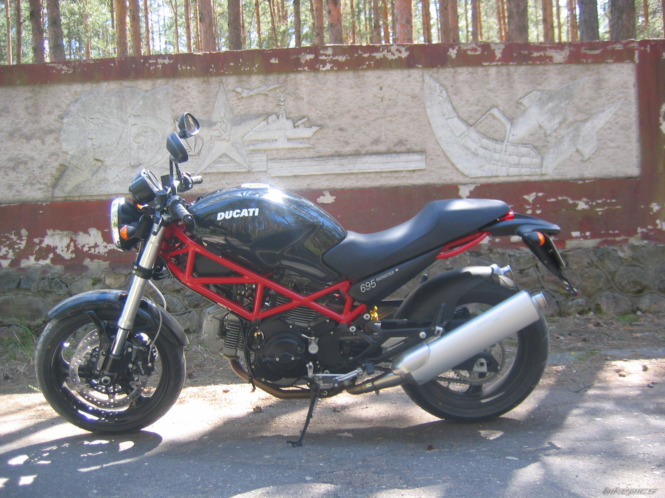 2006 DUCATI MONSTER 695 | Picture 612267 motorcycle photo