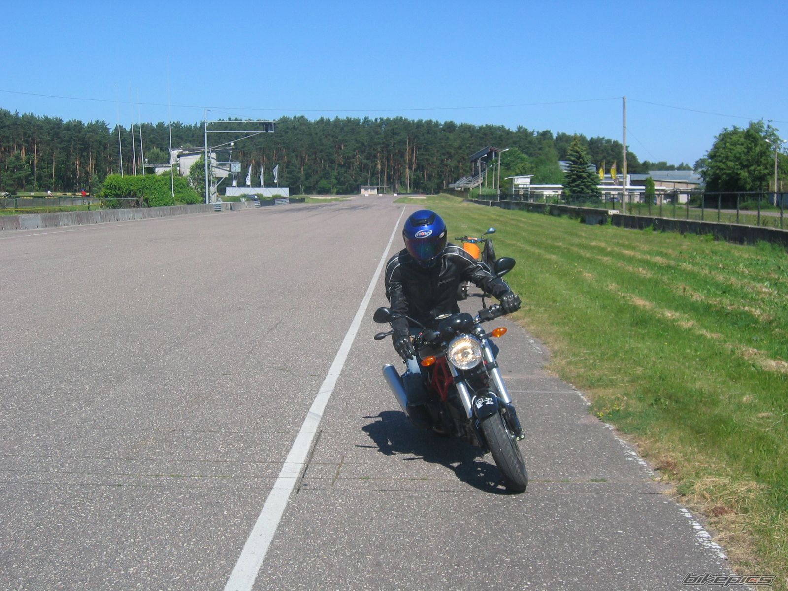 2006 DUCATI MONSTER 695 | Picture 613393 motorcycle photo