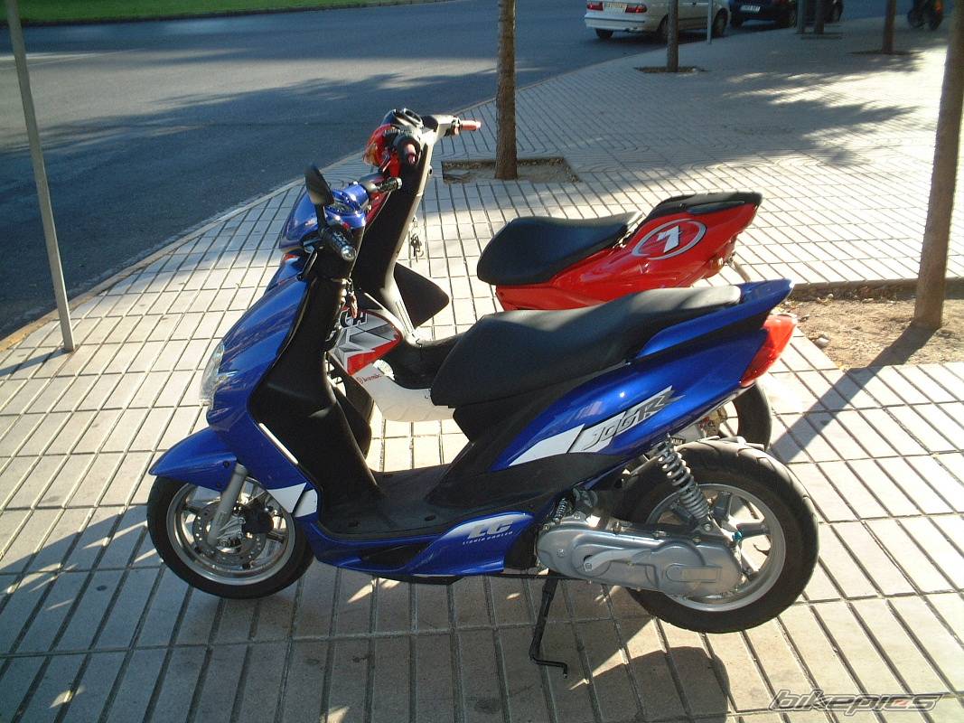 2002 YAMAHA JOG | Picture 61737 motorcycle photo