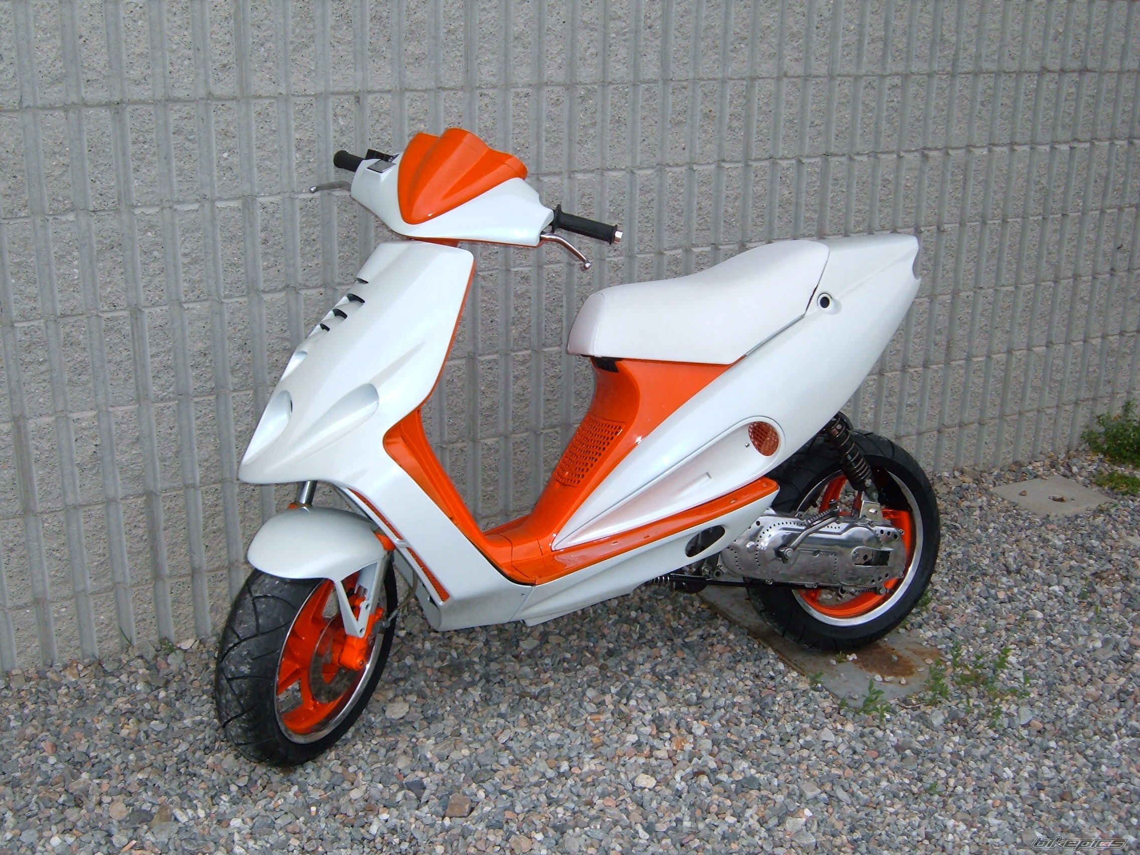 1997 MALAGUTI F 12 50 | Picture 617537 motorcycle photo
