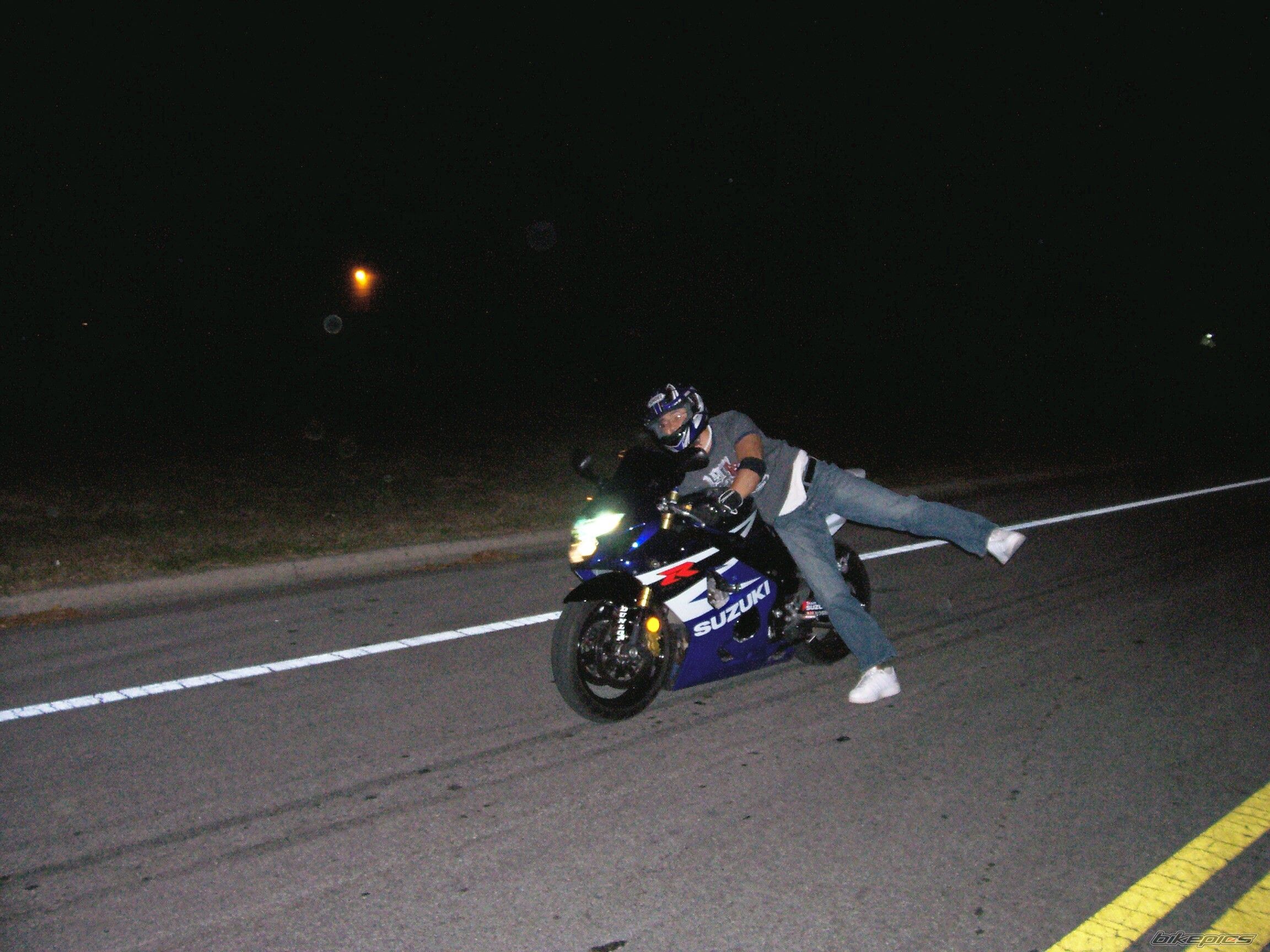 2004 SUZUKI GSX R 600 | Picture 617737 motorcycle photo