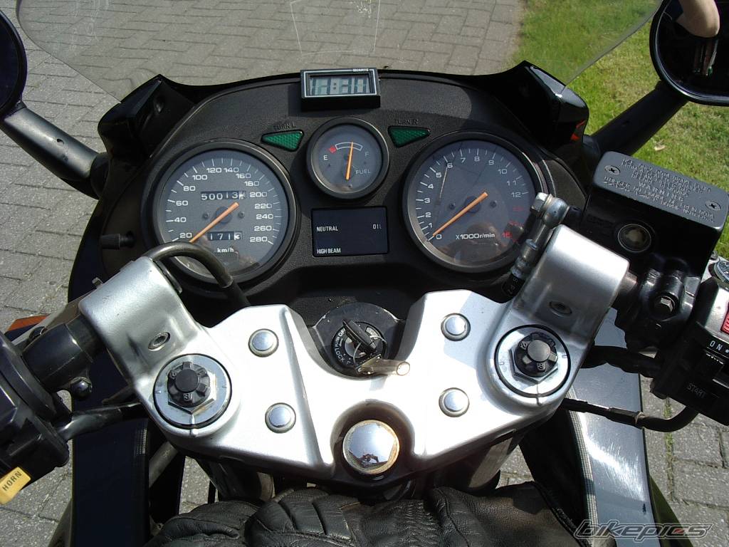 1993 SUZUKI GSX 750F | Picture 62100 motorcycle photo