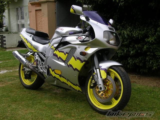1992 SUZUKI GSX R 750 | Picture 622022 motorcycle photo