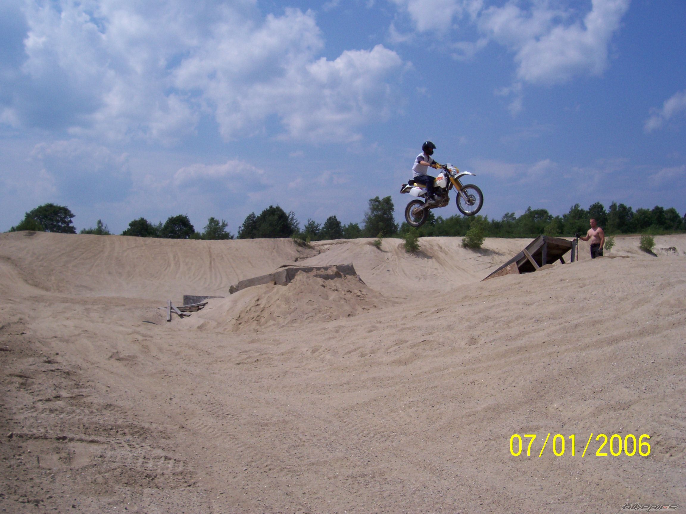1994 SUZUKI DR 350 | Picture 624025 motorcycle photo