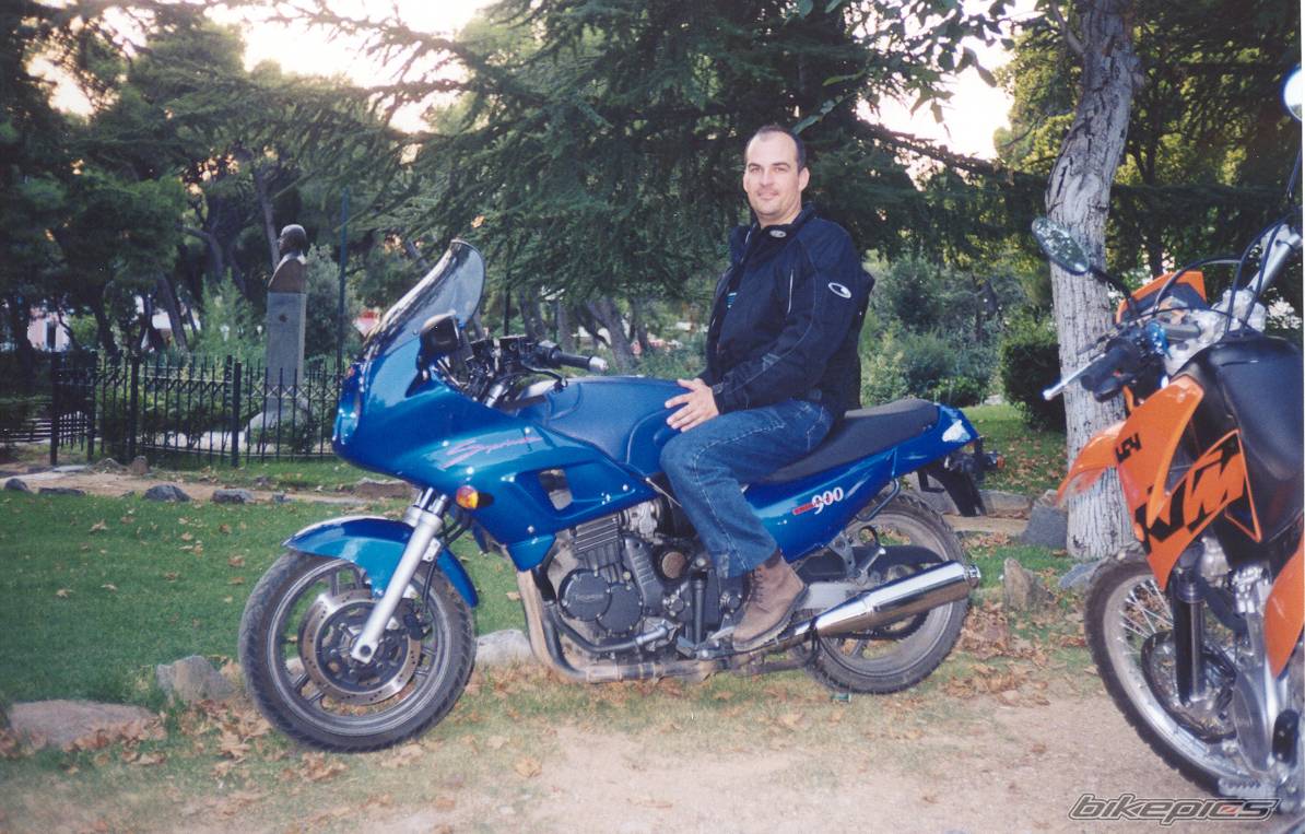 1997 TRIUMPH SPRINT RS | Picture 62440 motorcycle photo