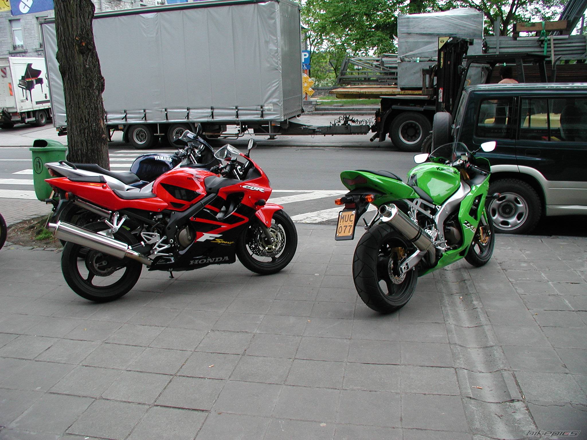 2003 YAMAHA FZS 1000 FAZER | Picture 62446 motorcycle photo