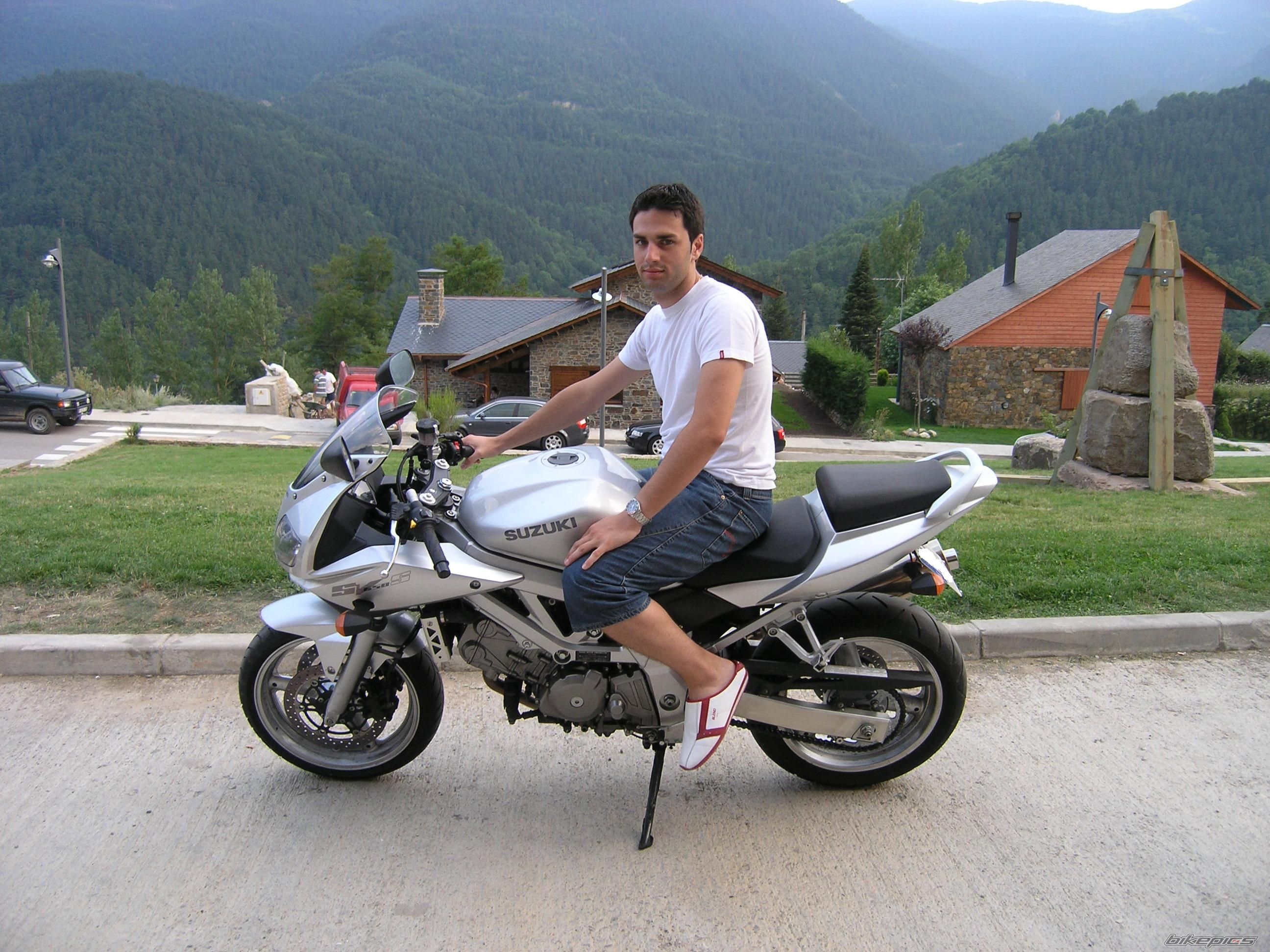 2004 SUZUKI SV 650S | Picture 625277 motorcycle photo