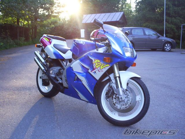 1993 SUZUKI RGV 250 | Picture 625739 motorcycle photo