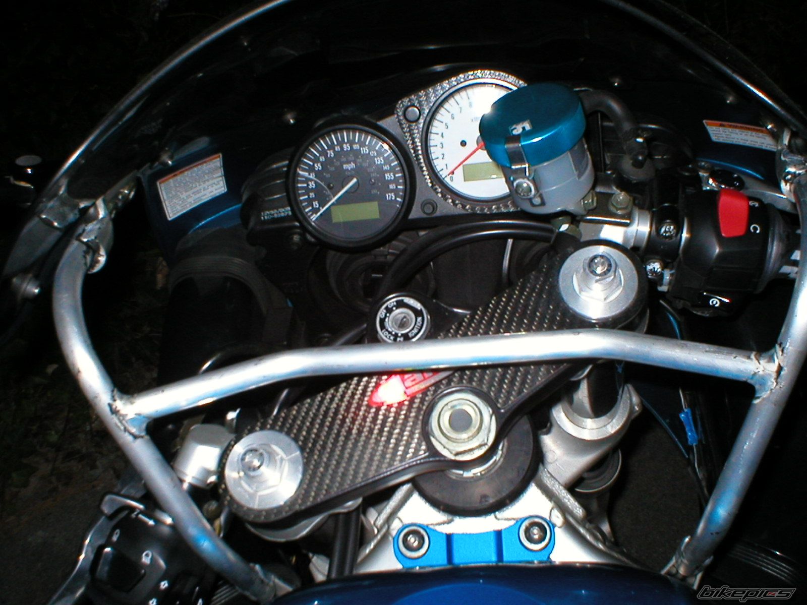 2000 SUZUKI GSX R 600 | Picture 626238 motorcycle photo