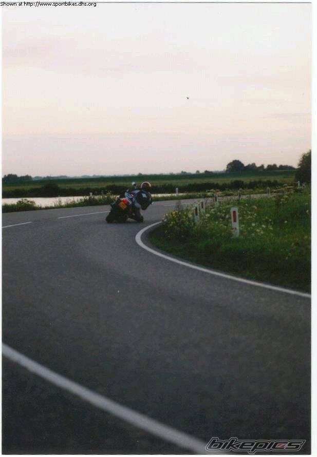 1993 YAMAHA FZR 1000 | Picture 630 motorcycle photo