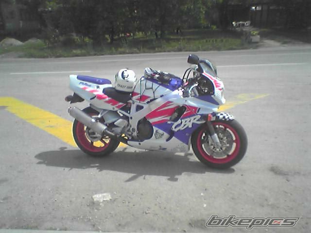 1993 HONDA CBR 900 | Picture 631196 motorcycle photo
