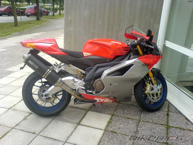 2004 APRILIA RSV MILLE FACTORY | Picture 632020 motorcycle photo