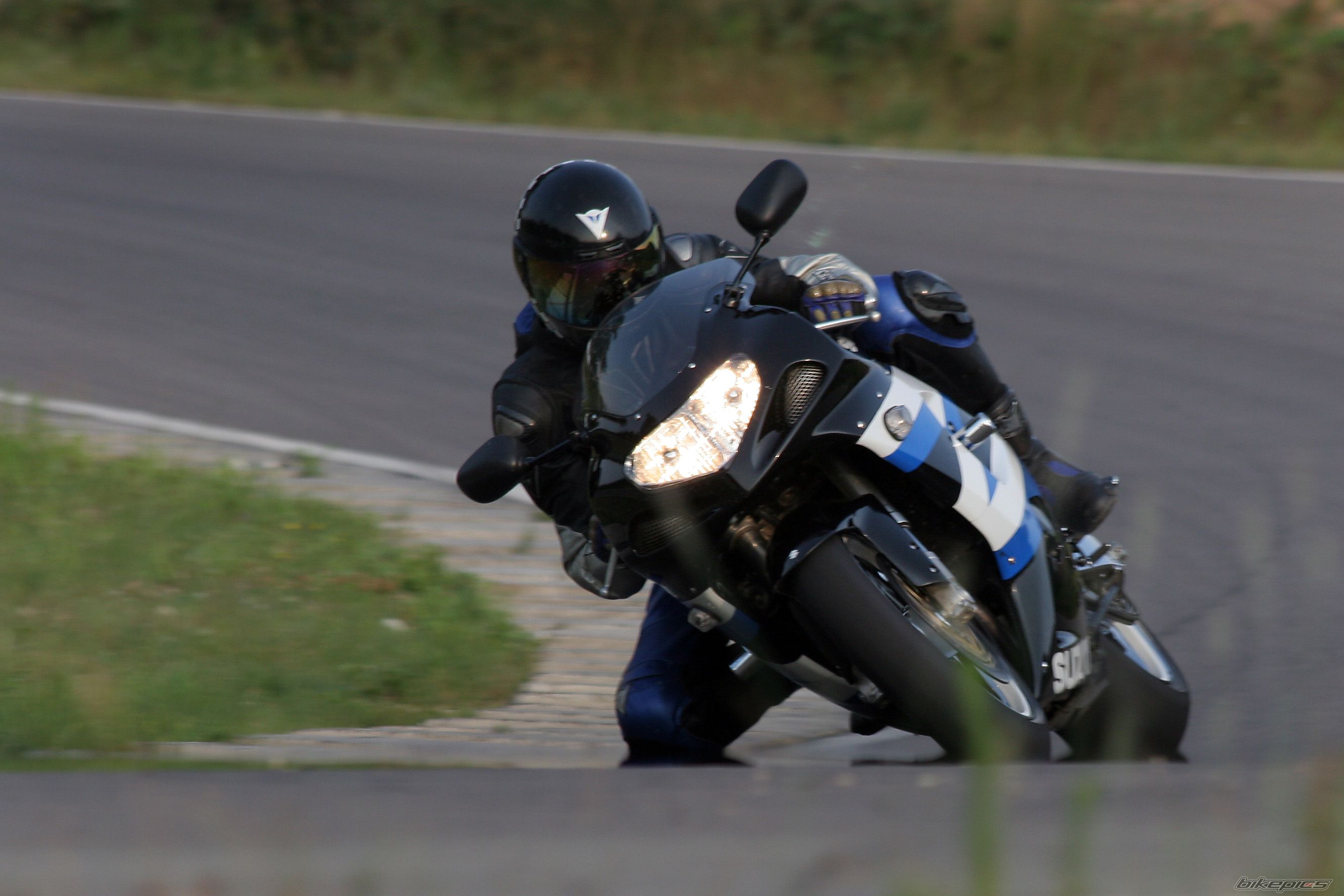 2002 SUZUKI GSX R 750 | Picture 632816 motorcycle photo