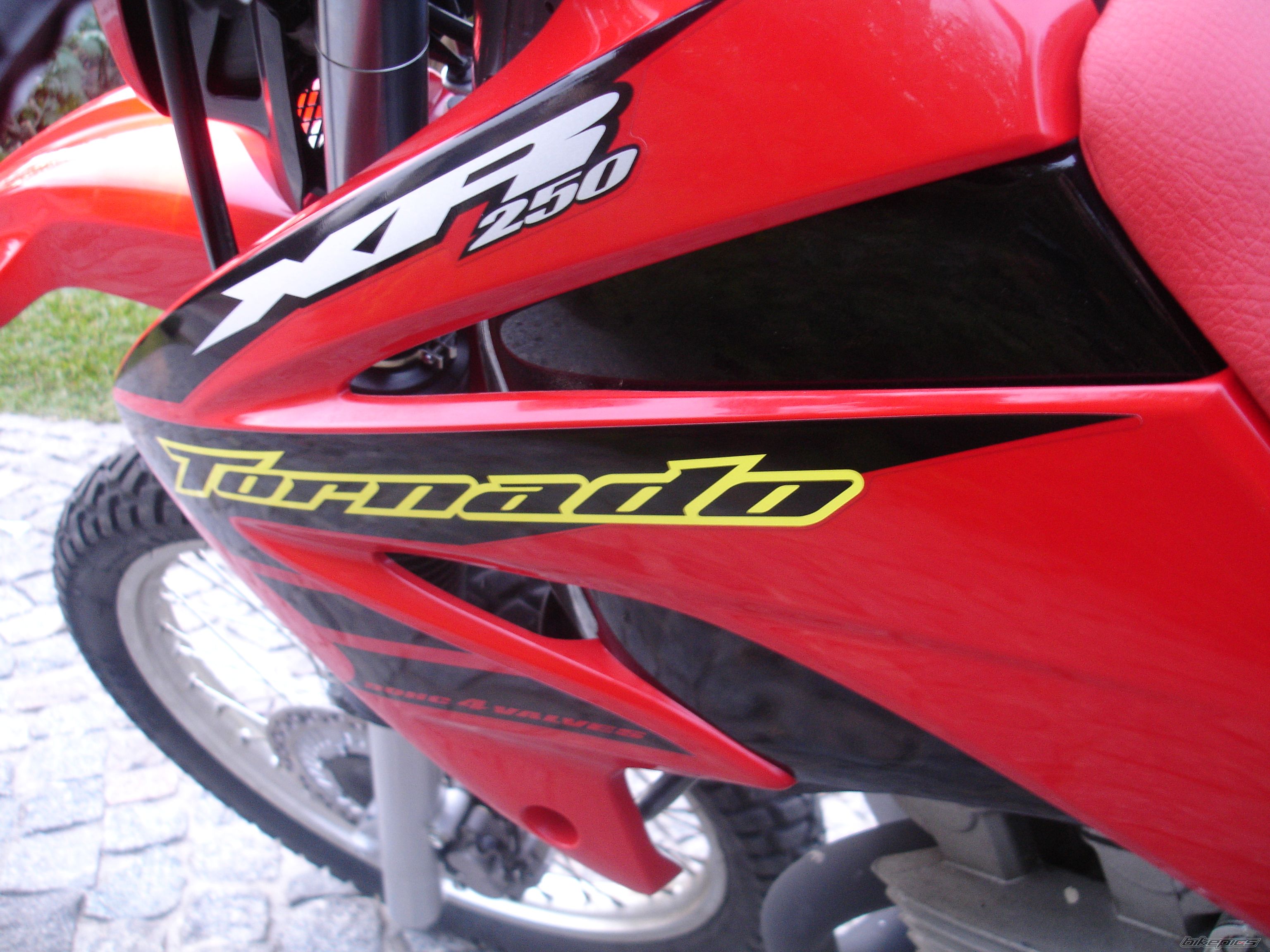 2006 HONDA XR 250 | Picture 635779 motorcycle photo