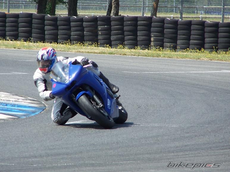 2004 YAMAHA YZF R6 | Picture 636610 motorcycle photo