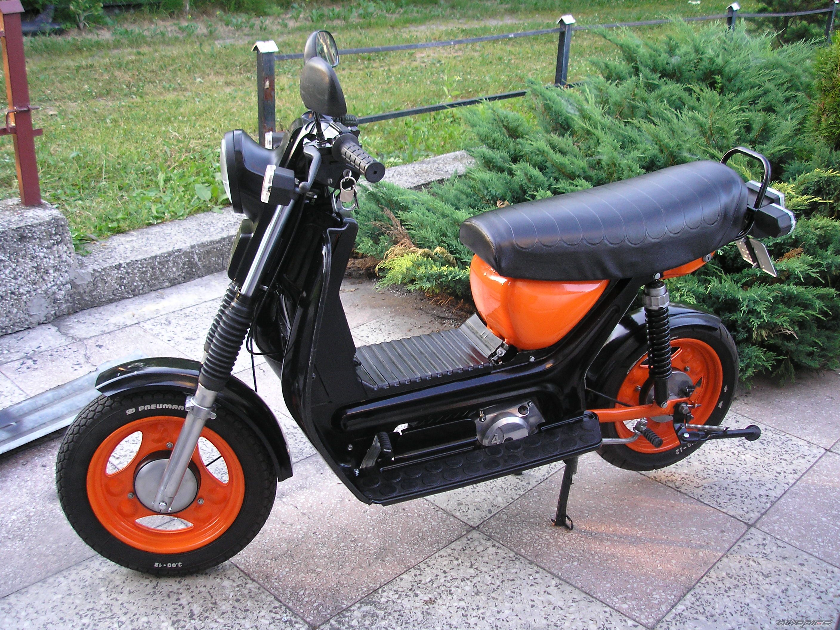 1989 SIMSON SR 50 | Picture 637215 motorcycle photo