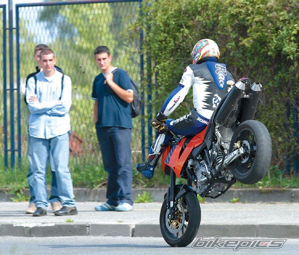 2005 KTM DUKE II | Picture 643511 motorcycle photo