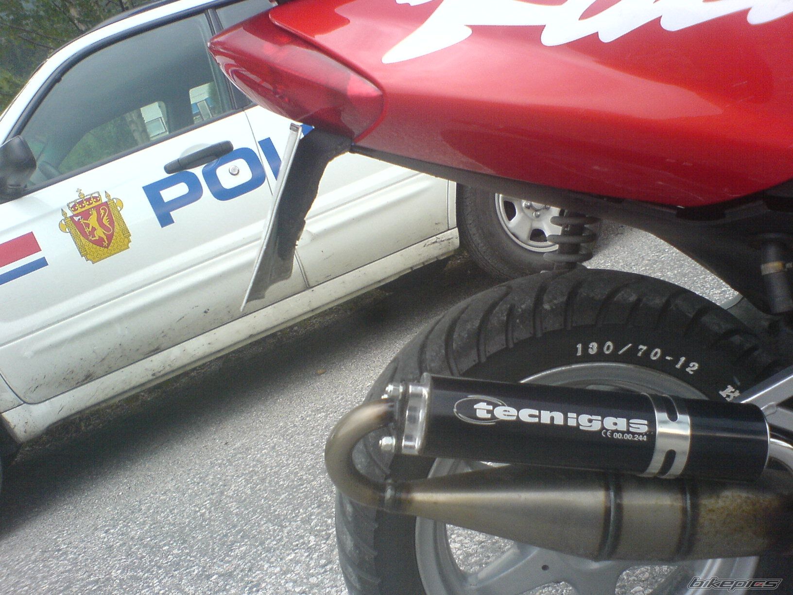 2004 YAMAHA JOG R CS 50 | Picture 645458 motorcycle photo