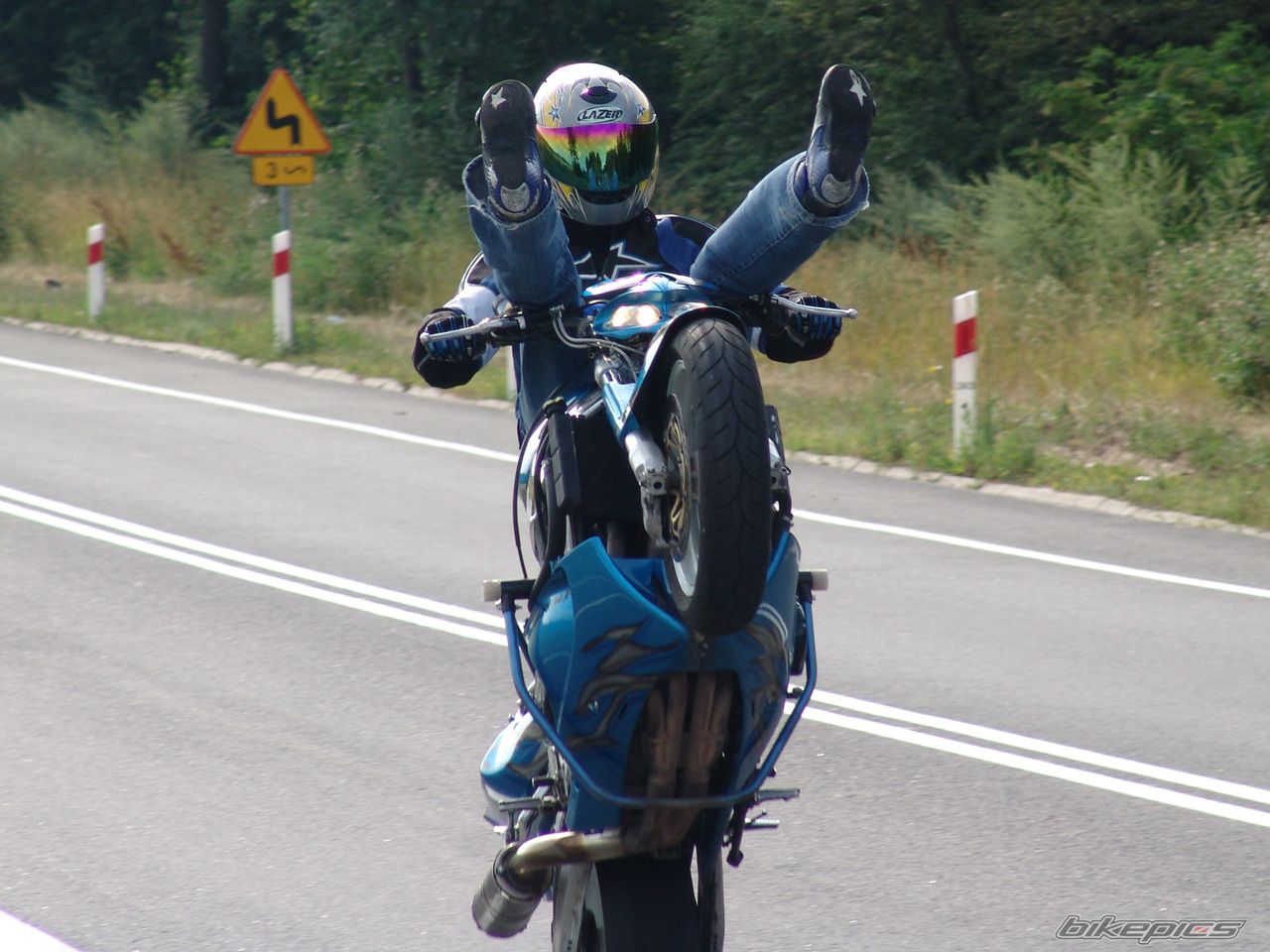 1998 HONDA CBR 900 | Picture 646884 motorcycle photo