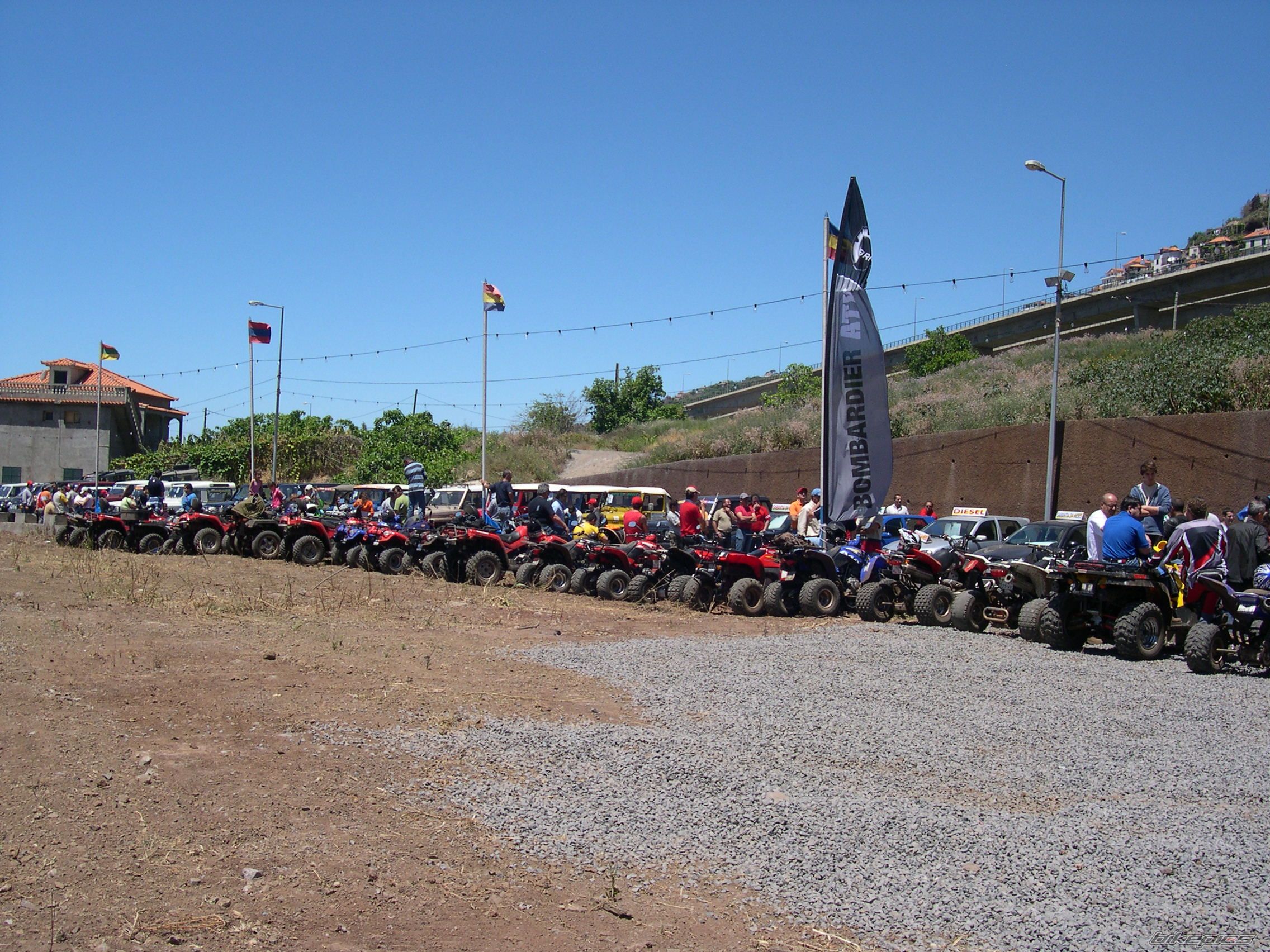 2006 BOMBARDIER OUTLANDER 800 XT | Picture 647438 motorcycle photo