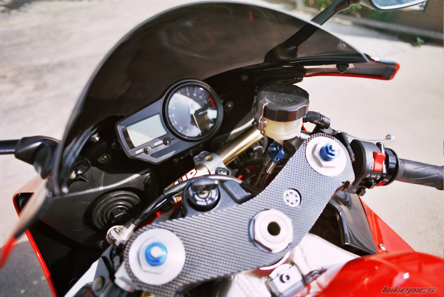 2000 YAMAHA YZF R1 | Picture 648000 motorcycle photo