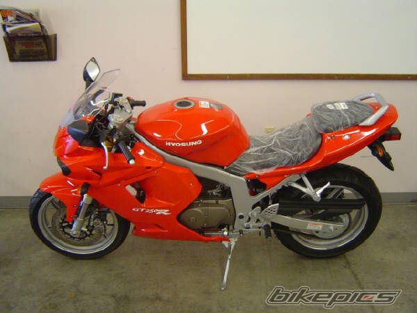 2006 HYOSUNG GT 250 R COMET | Picture 649291 motorcycle photo